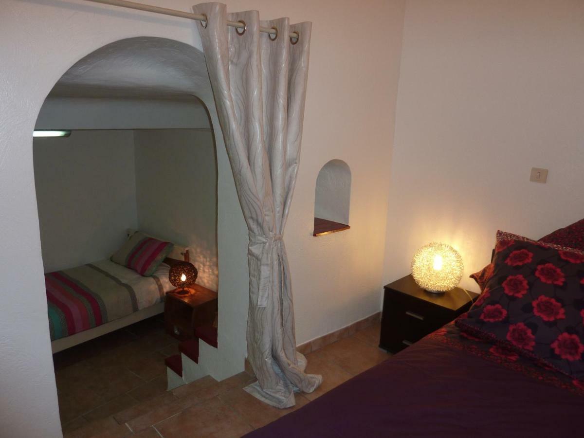 6 Rue De La Tourraque Apartment อองทีบส์ ภายนอก รูปภาพ